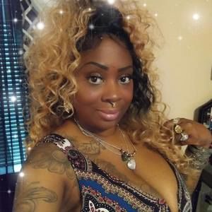 Meet your Posher, Tonya